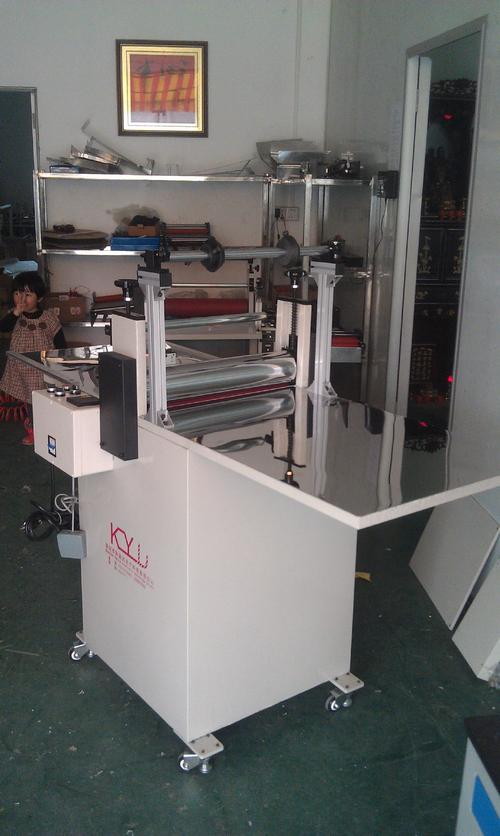 (3)设计定做专用产品印刷机械及辅助设备.